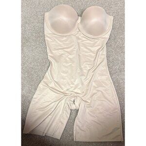 SPANX Women's Red Hot Strapless Cupped Midthigh Bodysuit Women’s Medium Beige